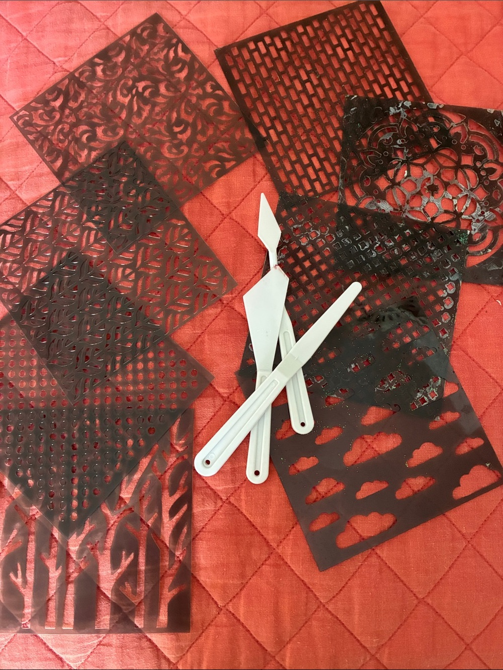 Stampin' Up! 3 White Palette Knives with 8 Black Decorative Stencils